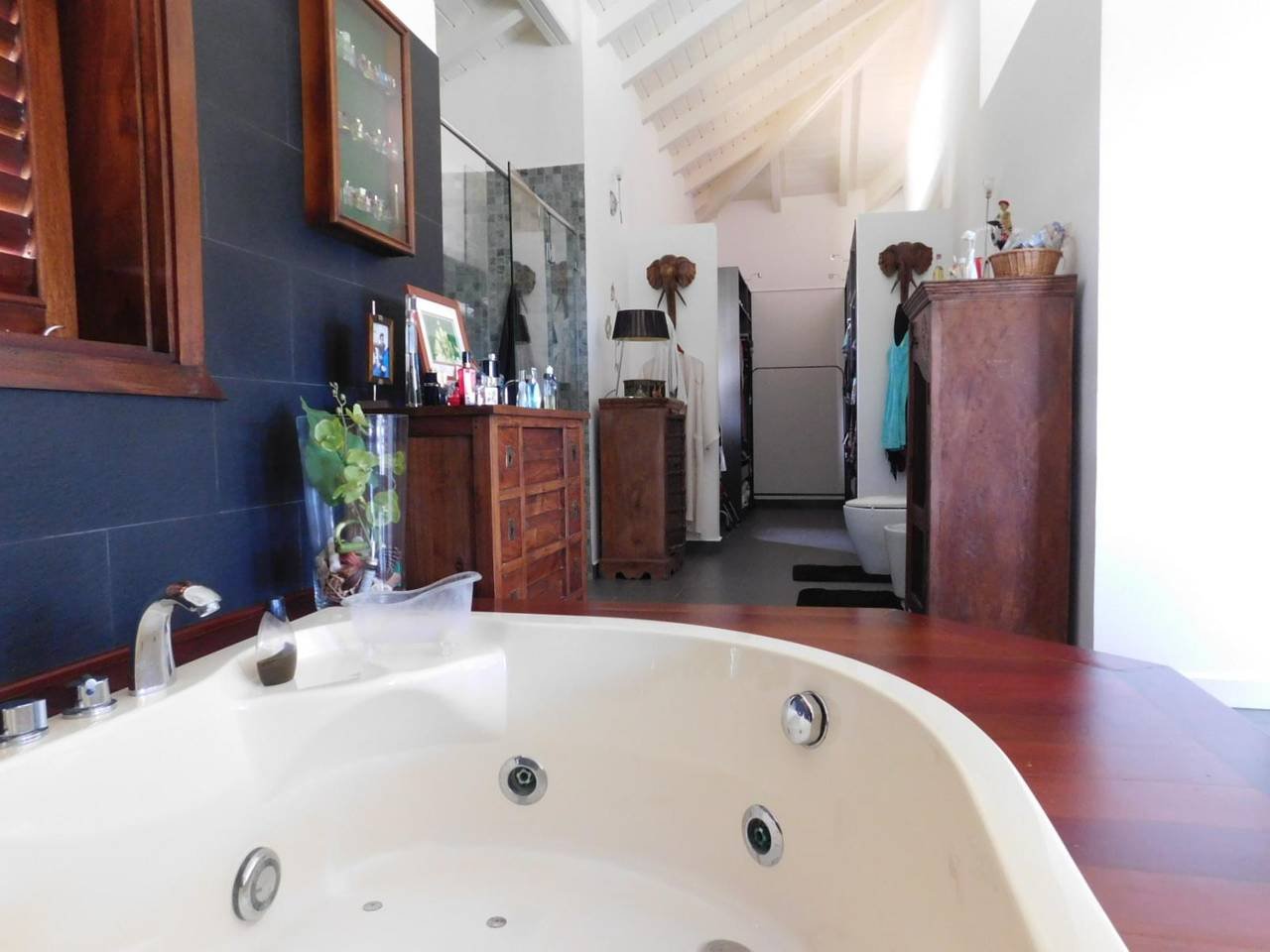 Superb Traditional Luxury Villa in La Barbacoa